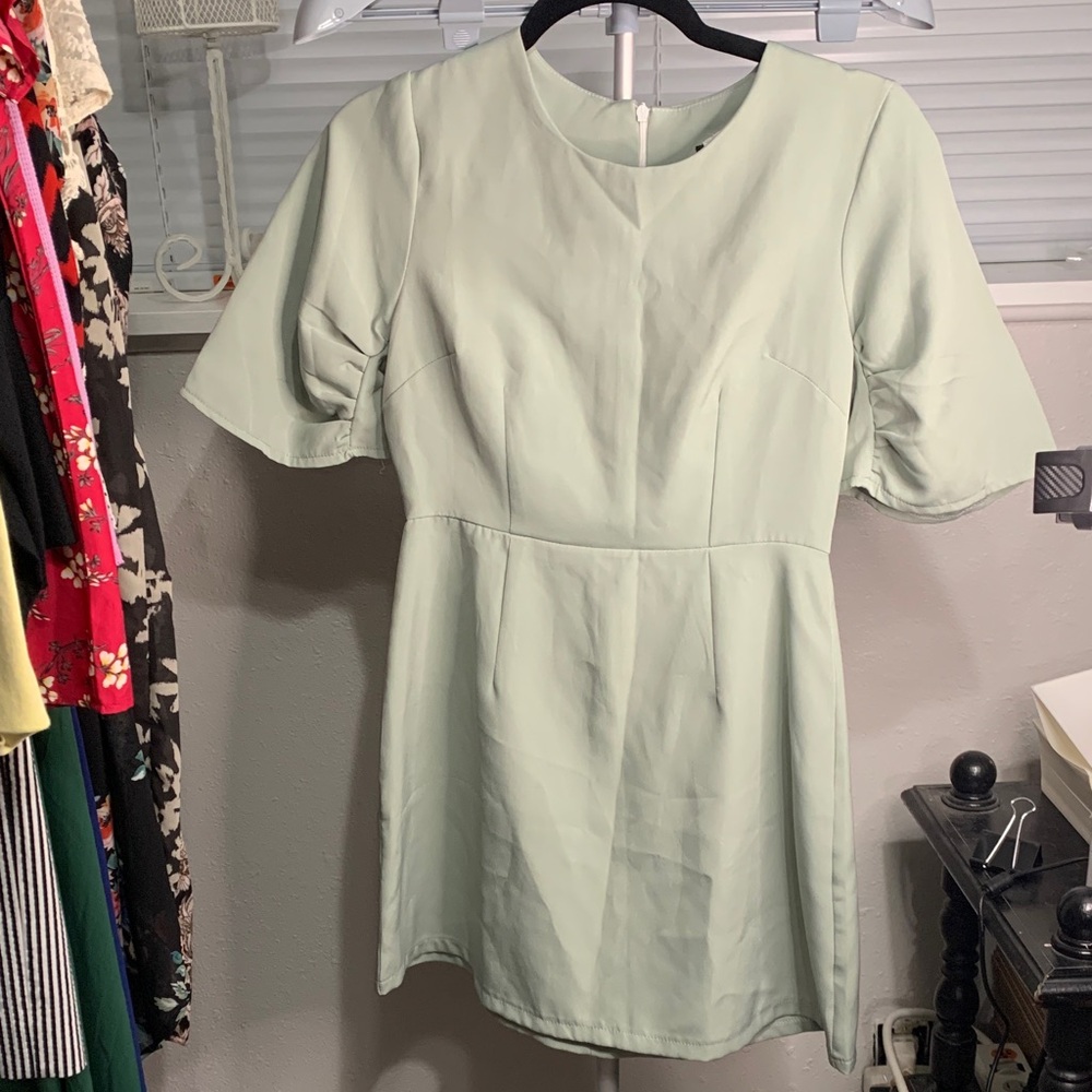 Chic‎ Light Green Mini Dress